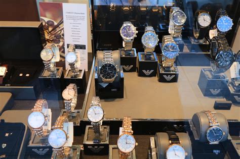 pawn shop that buys breitling|where to sell breitling.